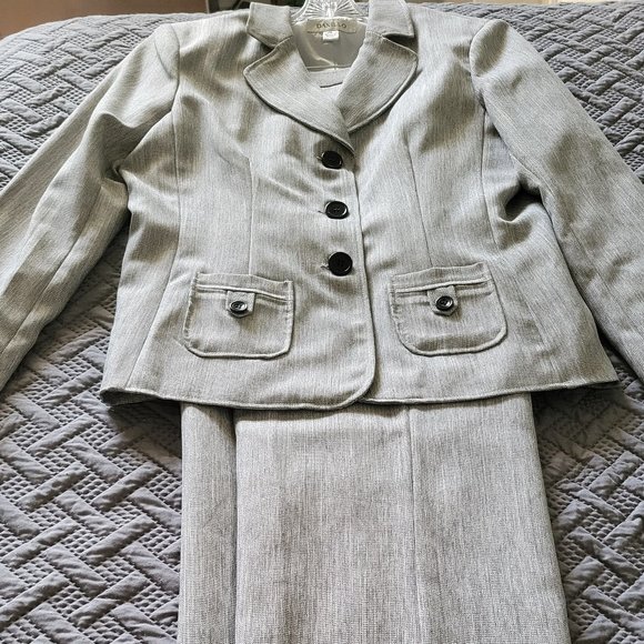 Danilo Size 14 Women's Gray Suit - Picture 2 of 11